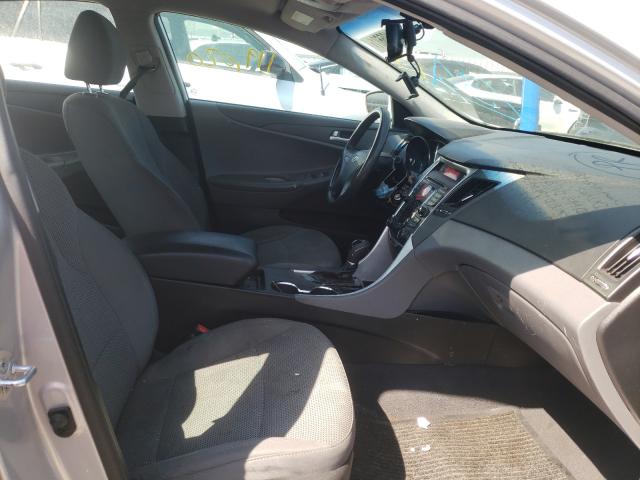 Photo 4 VIN: 5NPEB4AC3DH670604 - HYUNDAI SONATA 