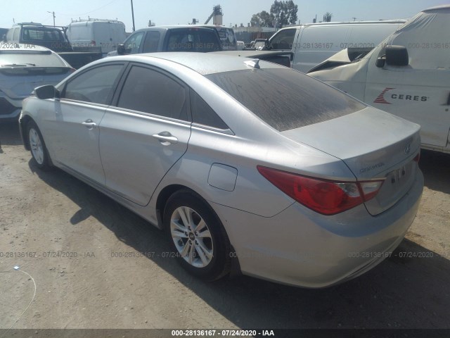 Photo 2 VIN: 5NPEB4AC3DH671817 - HYUNDAI SONATA 