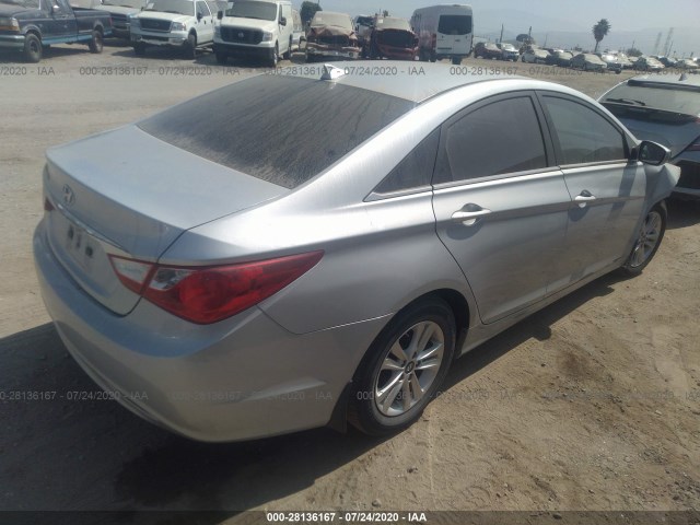 Photo 3 VIN: 5NPEB4AC3DH671817 - HYUNDAI SONATA 