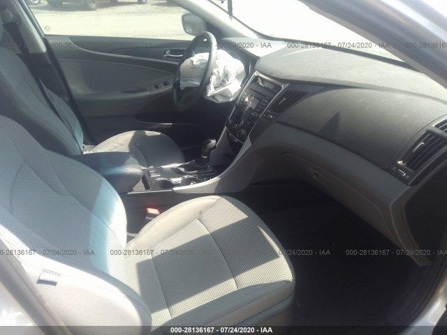 Photo 4 VIN: 5NPEB4AC3DH671817 - HYUNDAI SONATA 