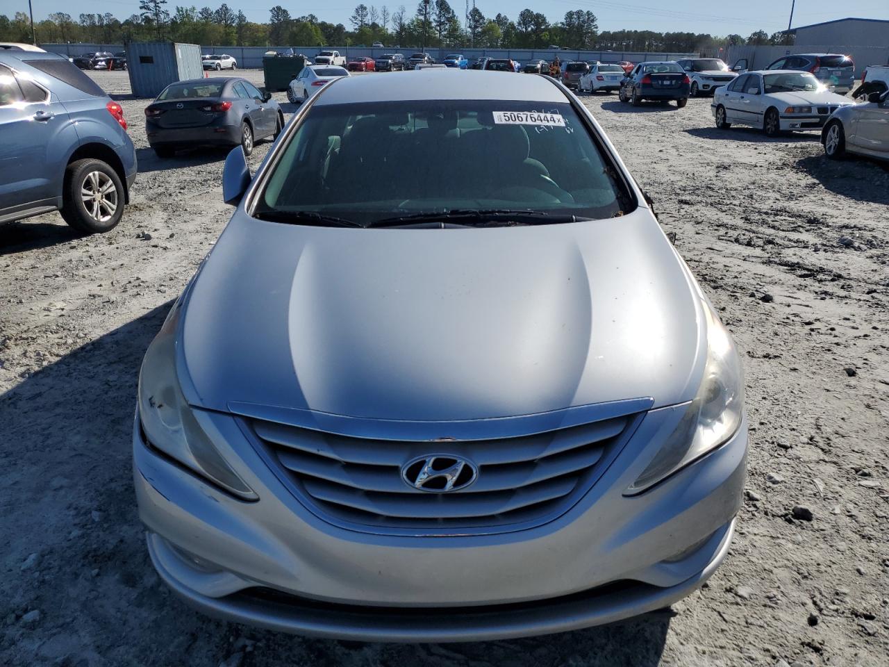 Photo 4 VIN: 5NPEB4AC3DH682347 - HYUNDAI SONATA 