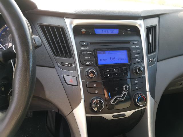 Photo 8 VIN: 5NPEB4AC3DH684647 - HYUNDAI SONATA GLS 