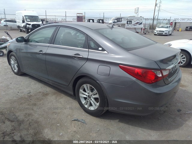 Photo 2 VIN: 5NPEB4AC3DH692165 - HYUNDAI SONATA 