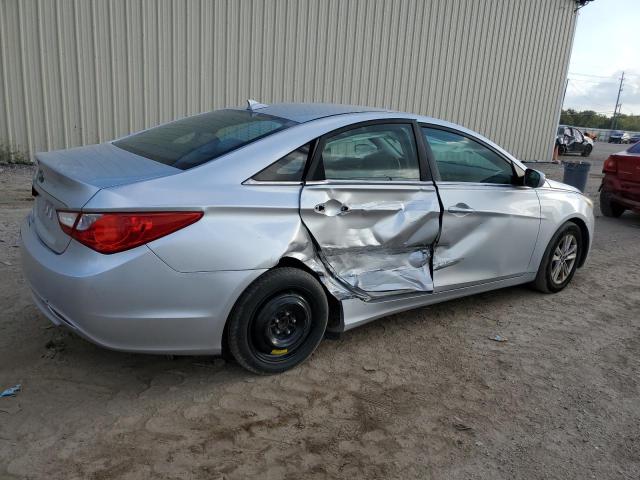 Photo 2 VIN: 5NPEB4AC3DH695552 - HYUNDAI SONATA GLS 