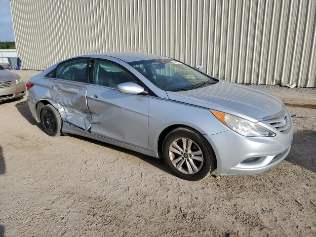 Photo 3 VIN: 5NPEB4AC3DH695552 - HYUNDAI SONATA GLS 