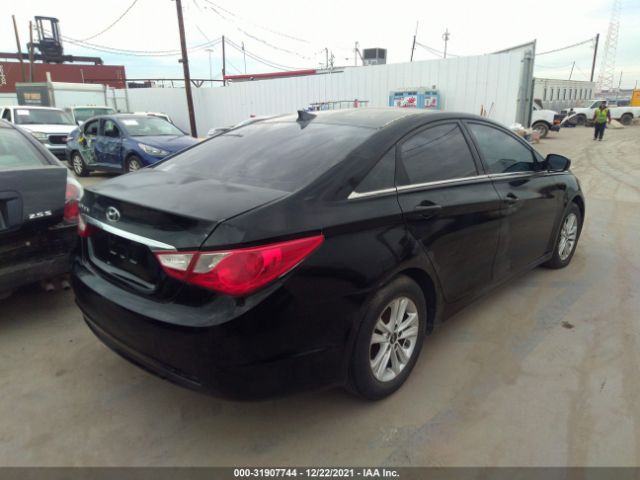 Photo 3 VIN: 5NPEB4AC3DH708011 - HYUNDAI SONATA 