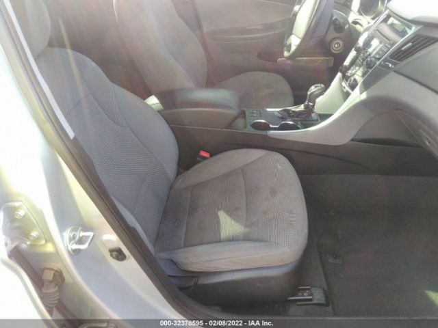 Photo 4 VIN: 5NPEB4AC3DH708235 - HYUNDAI SONATA 