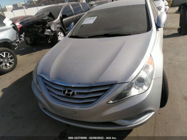 Photo 5 VIN: 5NPEB4AC3DH708235 - HYUNDAI SONATA 