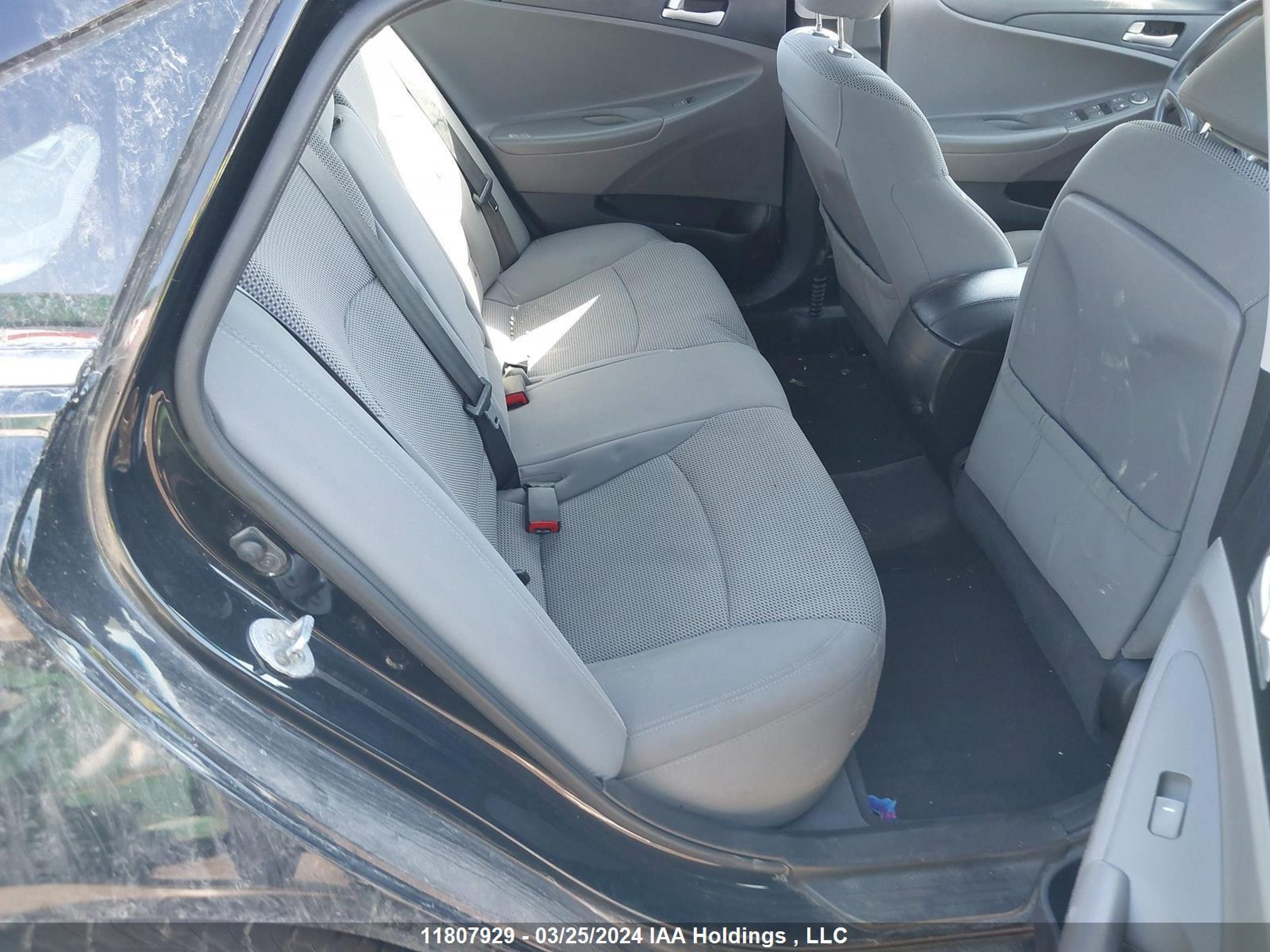 Photo 7 VIN: 5NPEB4AC3DH730557 - HYUNDAI SONATA 