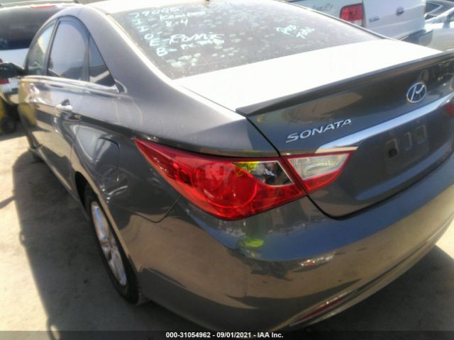 Photo 2 VIN: 5NPEB4AC3DH731742 - HYUNDAI SONATA 