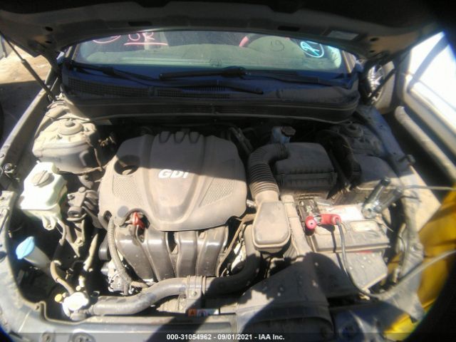 Photo 9 VIN: 5NPEB4AC3DH731742 - HYUNDAI SONATA 