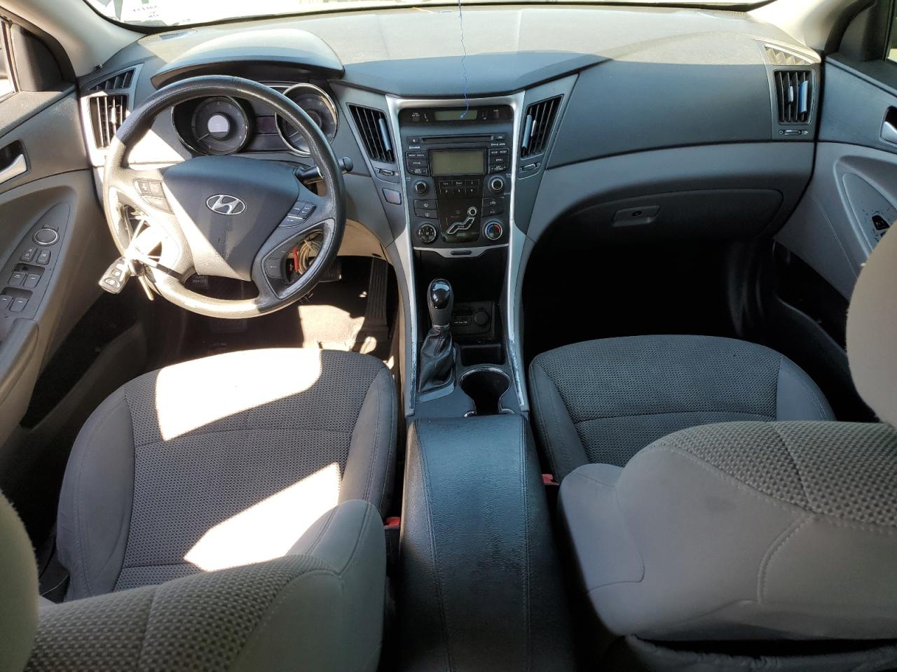 Photo 7 VIN: 5NPEB4AC3DH734477 - HYUNDAI SONATA 