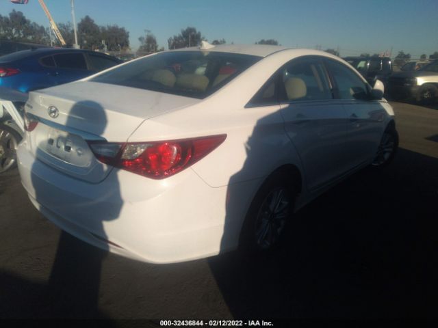 Photo 3 VIN: 5NPEB4AC3DH741817 - HYUNDAI SONATA 