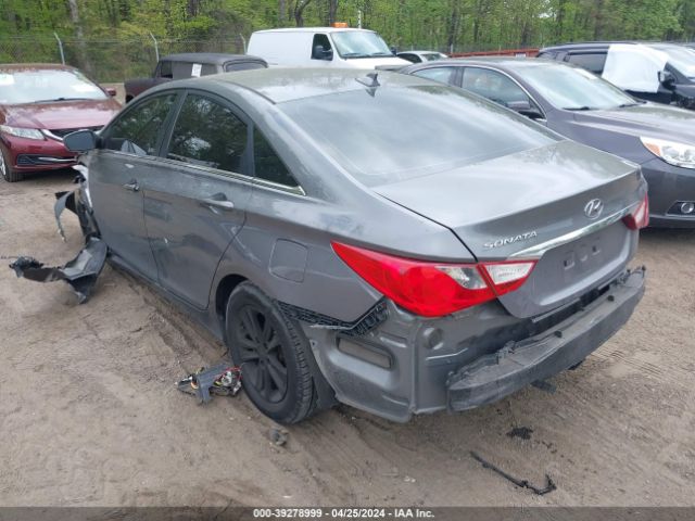 Photo 2 VIN: 5NPEB4AC3DH759721 - HYUNDAI SONATA 