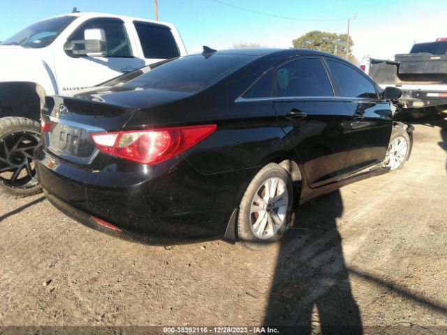 Photo 3 VIN: 5NPEB4AC3DH771920 - HYUNDAI SONATA 