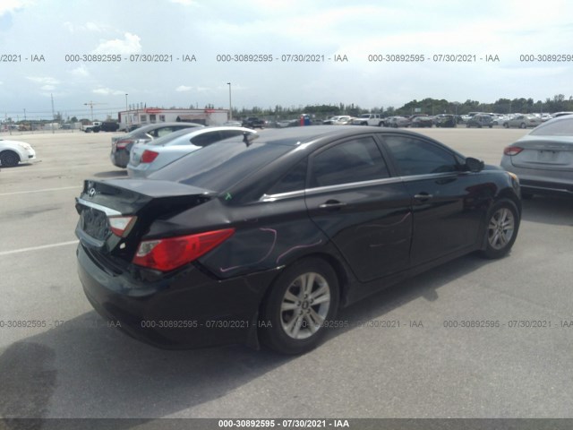 Photo 3 VIN: 5NPEB4AC3DH782688 - HYUNDAI SONATA 