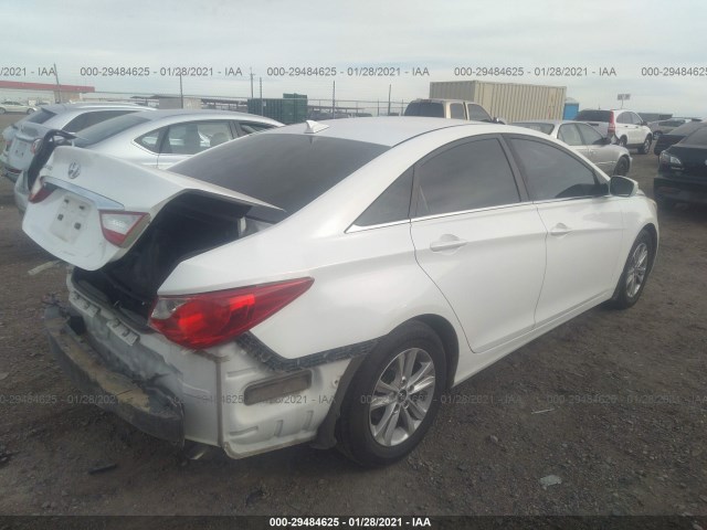 Photo 3 VIN: 5NPEB4AC3DH782786 - HYUNDAI SONATA 