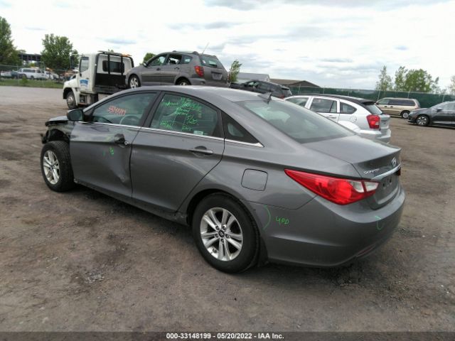 Photo 2 VIN: 5NPEB4AC3DH792427 - HYUNDAI SONATA 