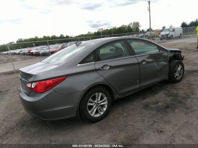 Photo 3 VIN: 5NPEB4AC3DH792427 - HYUNDAI SONATA 