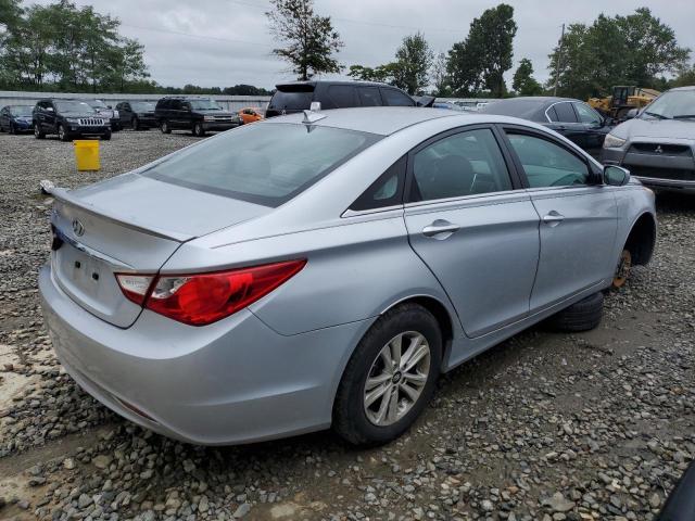 Photo 3 VIN: 5NPEB4AC3DH797210 - HYUNDAI SONATA GLS 