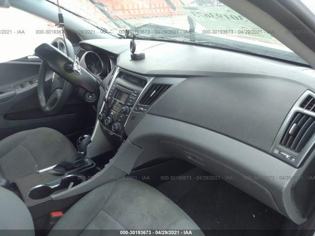 Photo 4 VIN: 5NPEB4AC3EH821457 - HYUNDAI SONATA 