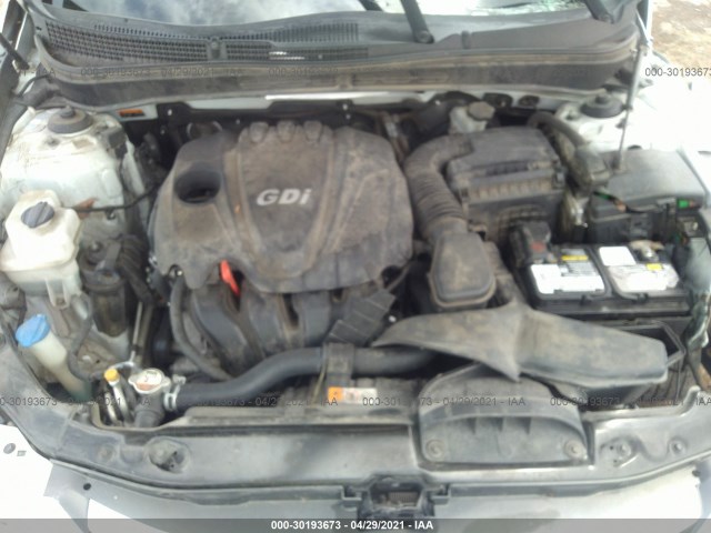 Photo 9 VIN: 5NPEB4AC3EH821457 - HYUNDAI SONATA 