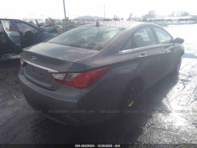 Photo 3 VIN: 5NPEB4AC3EH830191 - HYUNDAI SONATA 