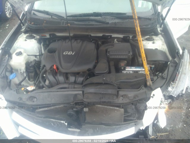 Photo 9 VIN: 5NPEB4AC3EH854880 - HYUNDAI SONATA 