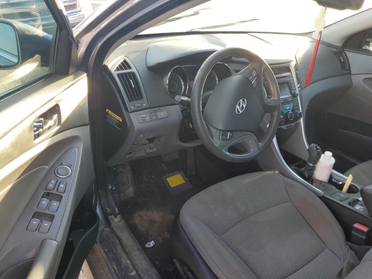 Photo 7 VIN: 5NPEB4AC3EH858198 - HYUNDAI SONATA 