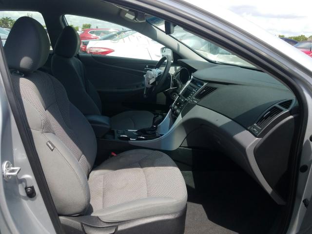 Photo 4 VIN: 5NPEB4AC3EH870898 - HYUNDAI SONATA GLS 