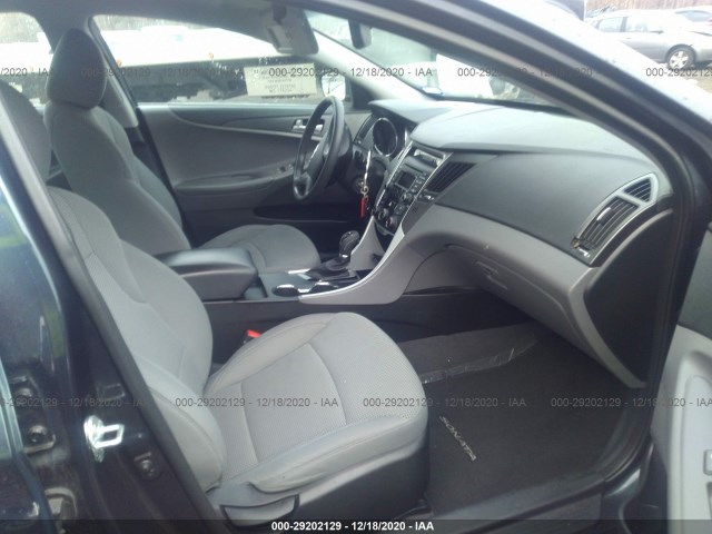 Photo 4 VIN: 5NPEB4AC3EH872425 - HYUNDAI SONATA 