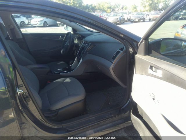 Photo 4 VIN: 5NPEB4AC3EH888107 - HYUNDAI SONATA 