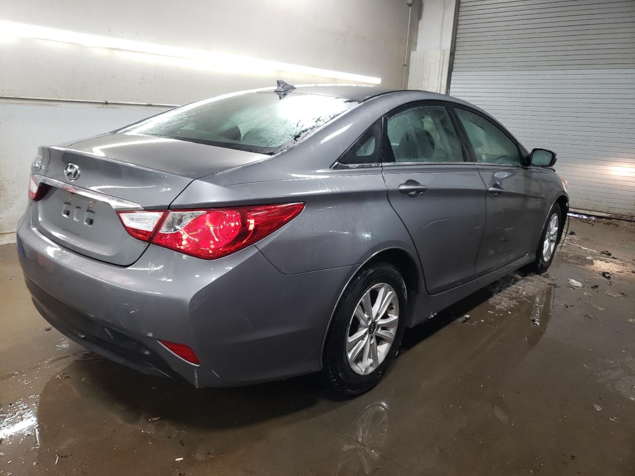 Photo 2 VIN: 5NPEB4AC3EH894635 - HYUNDAI SONATA 