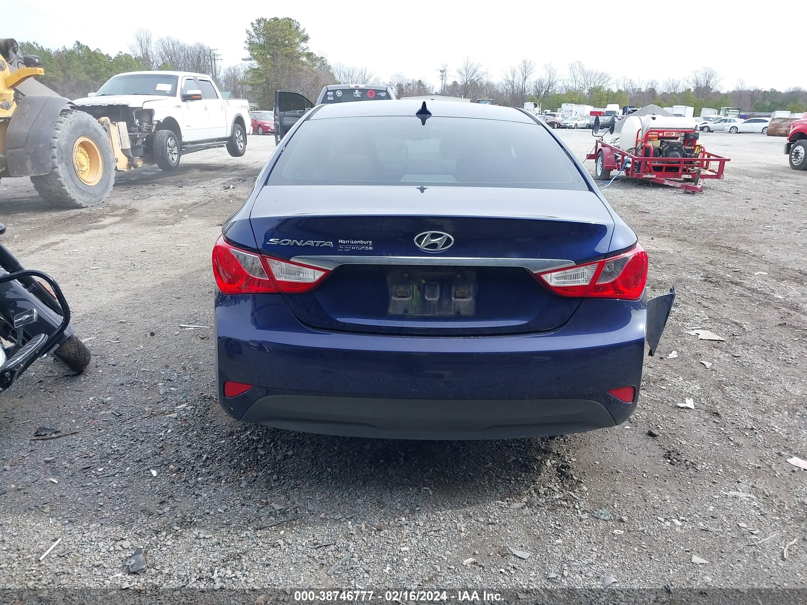 Photo 15 VIN: 5NPEB4AC3EH897826 - HYUNDAI SONATA 