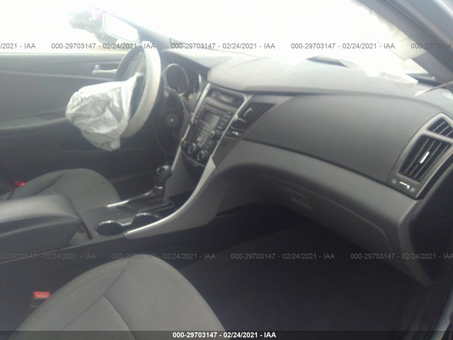 Photo 4 VIN: 5NPEB4AC3EH910252 - HYUNDAI SONATA 