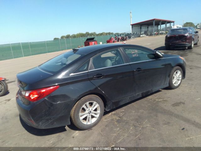 Photo 3 VIN: 5NPEB4AC3EH915970 - HYUNDAI SONATA 