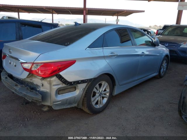 Photo 3 VIN: 5NPEB4AC3EH917976 - HYUNDAI SONATA 