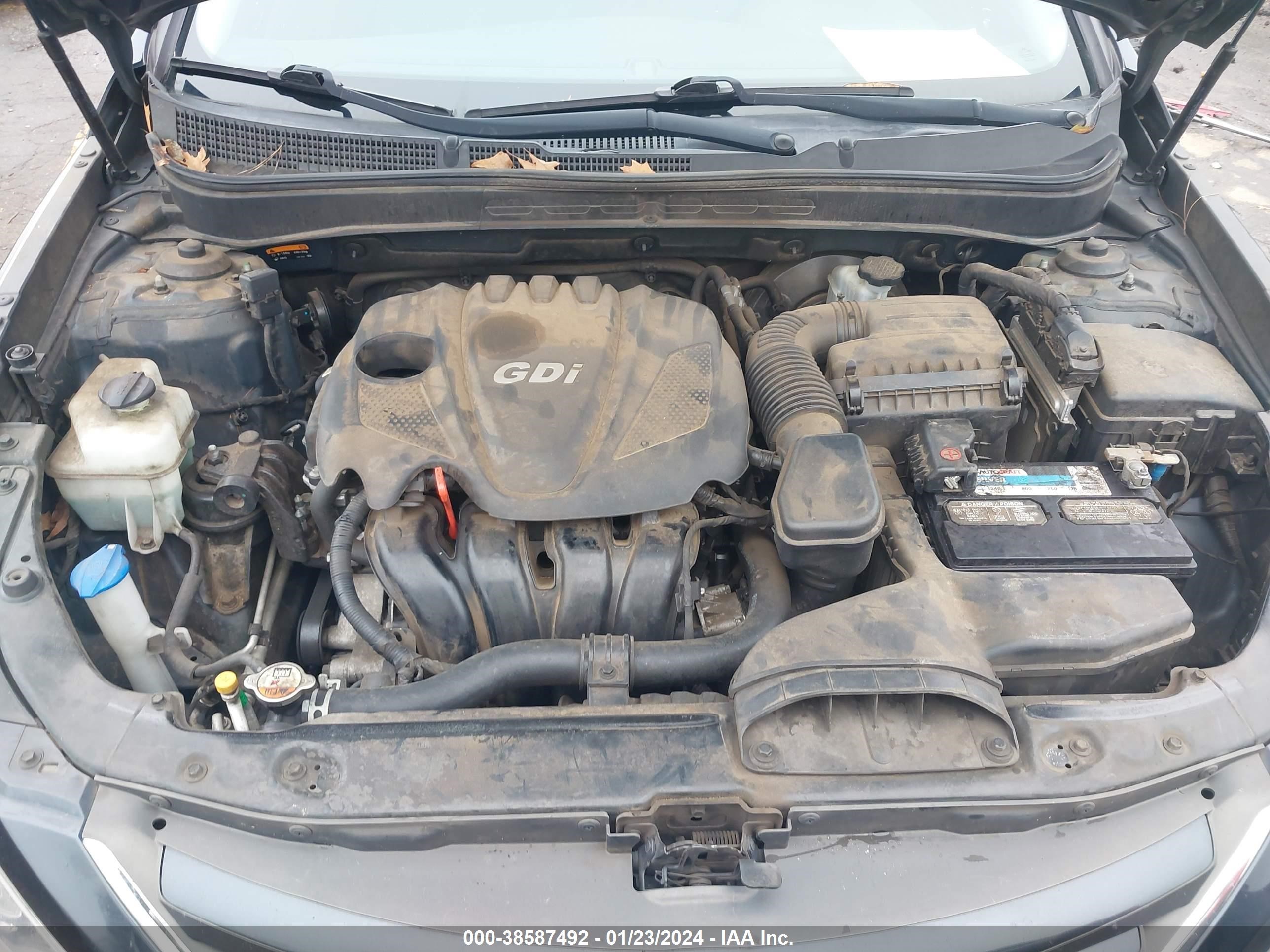 Photo 9 VIN: 5NPEB4AC3EH923289 - HYUNDAI SONATA 