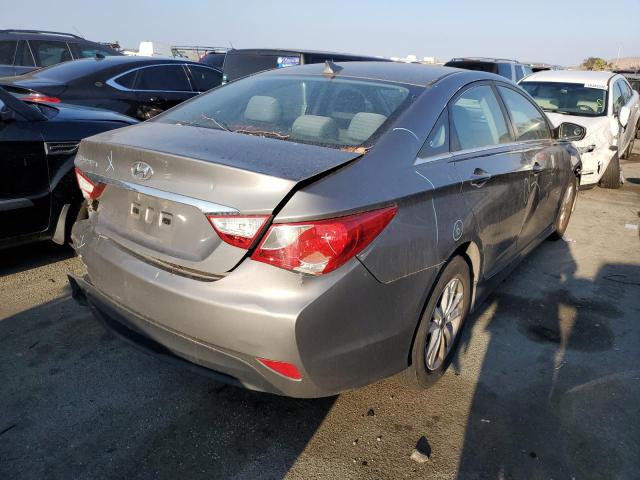 Photo 3 VIN: 5NPEB4AC3EH928587 - HYUNDAI SONATA GLS 