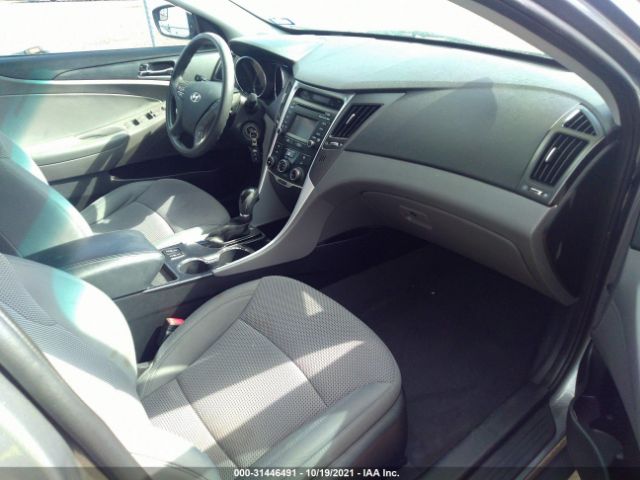 Photo 4 VIN: 5NPEB4AC3EH932610 - HYUNDAI SONATA 