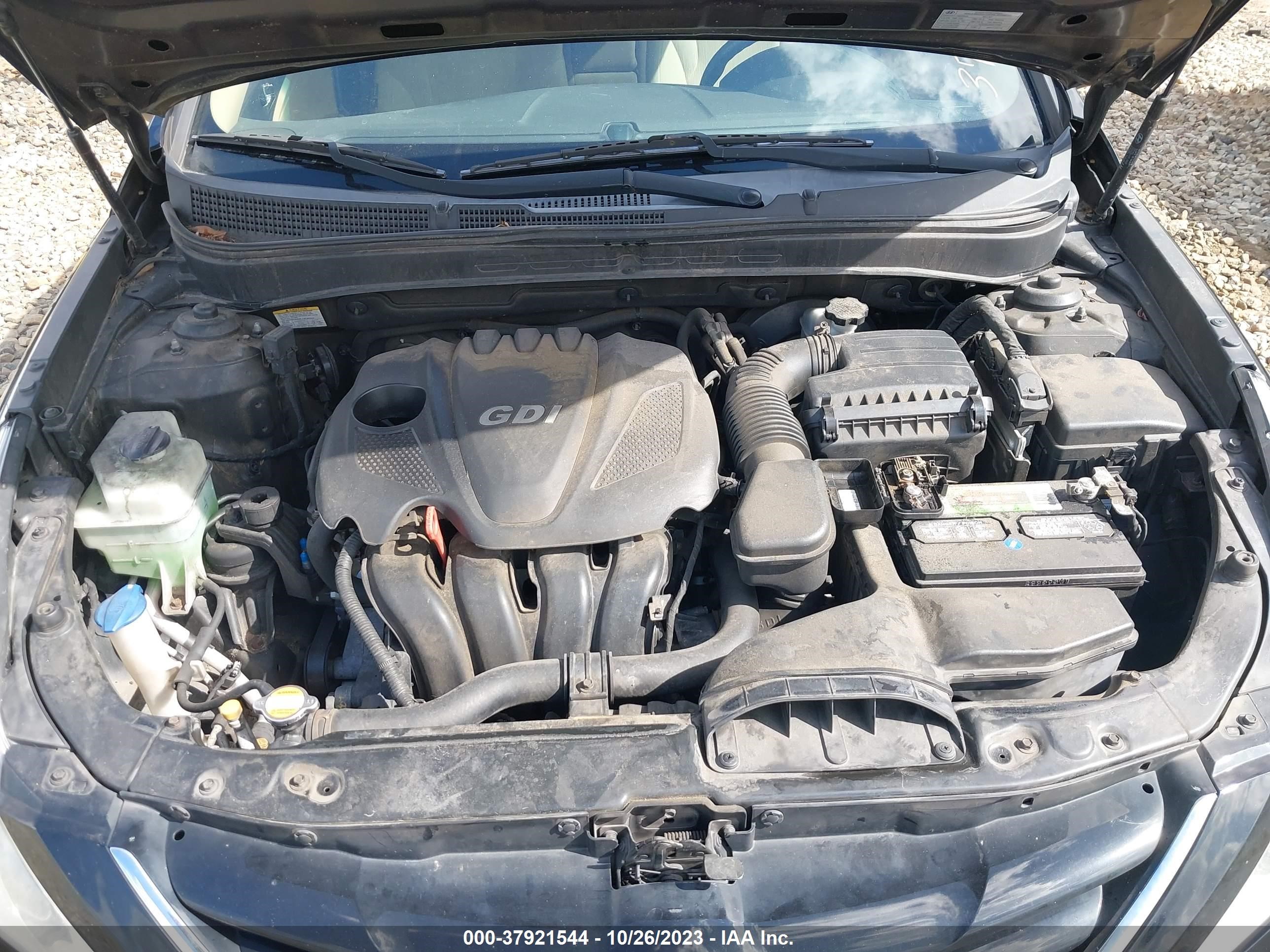 Photo 9 VIN: 5NPEB4AC4BH045593 - HYUNDAI SONATA 