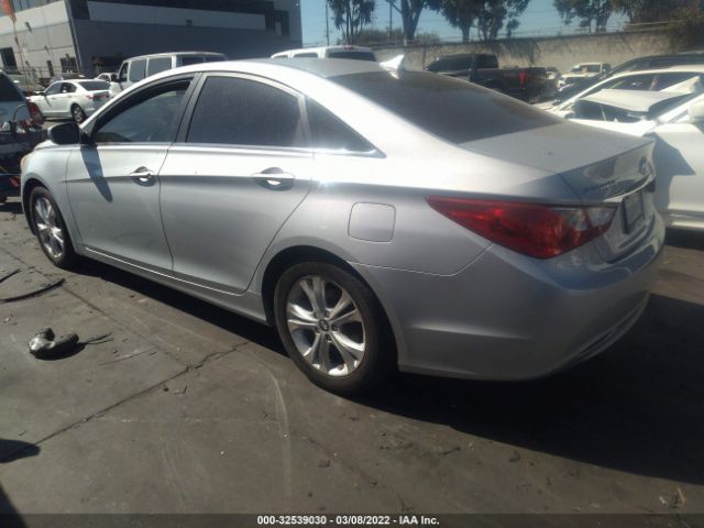 Photo 2 VIN: 5NPEB4AC4BH045657 - HYUNDAI SONATA 