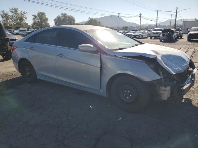 Photo 3 VIN: 5NPEB4AC4BH050437 - HYUNDAI SONATA GLS 