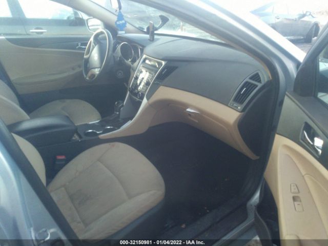 Photo 4 VIN: 5NPEB4AC4BH050602 - HYUNDAI SONATA 