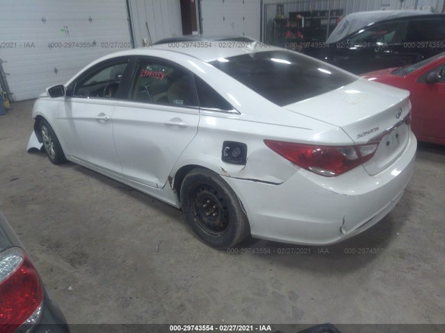 Photo 2 VIN: 5NPEB4AC4BH061261 - HYUNDAI SONATA 