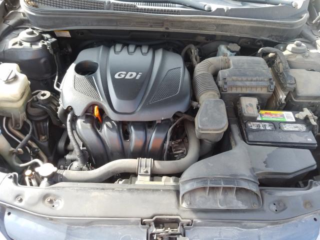 Photo 6 VIN: 5NPEB4AC4BH070400 - HYUNDAI SONATA GLS 