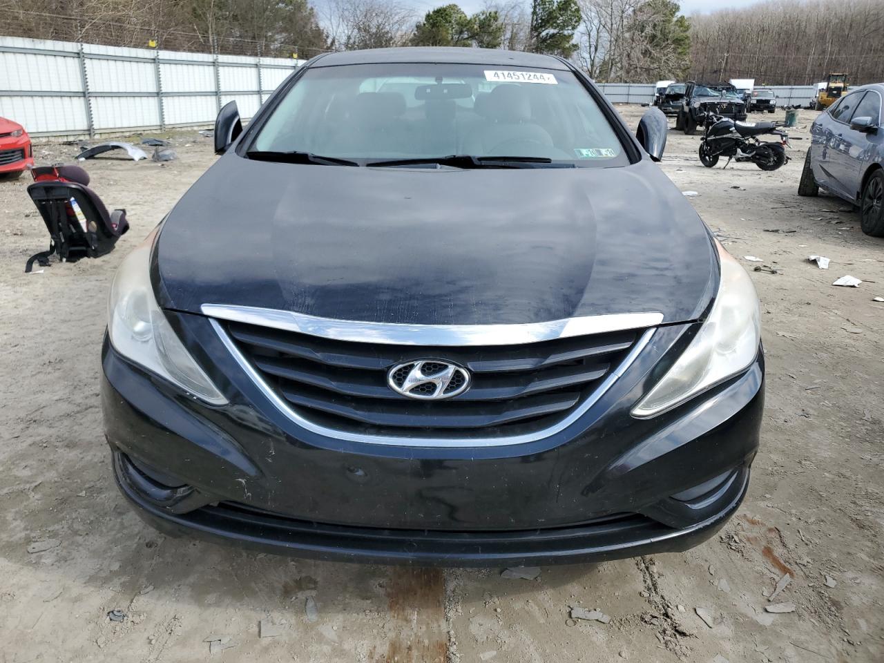 Photo 4 VIN: 5NPEB4AC4BH079159 - HYUNDAI SONATA 