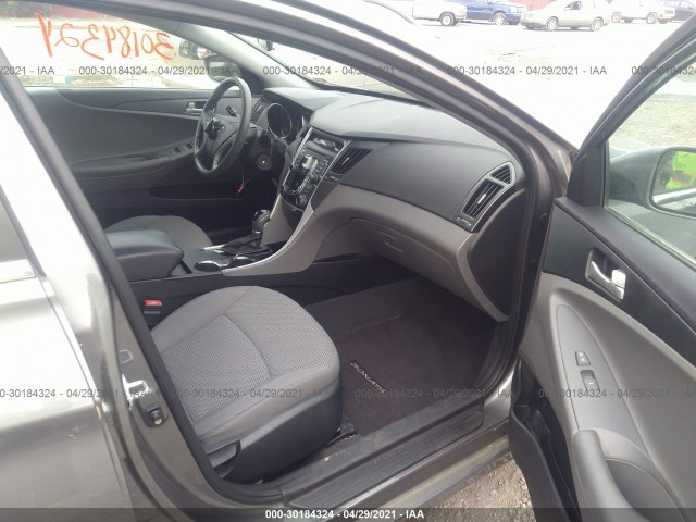 Photo 4 VIN: 5NPEB4AC4BH082093 - HYUNDAI SONATA 