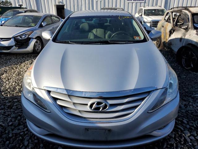 Photo 4 VIN: 5NPEB4AC4BH111981 - HYUNDAI SONATA GLS 