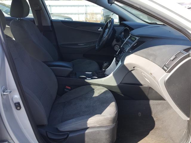 Photo 4 VIN: 5NPEB4AC4BH127405 - HYUNDAI SONATA GLS 